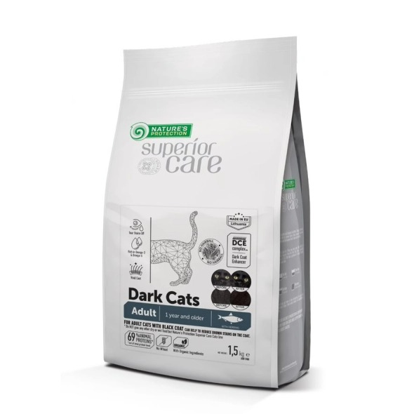 Nature's Protection Superior Care Dark Cats herring food